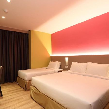 Capital O 9010 Yee Hotel Johor Bahru Eksteriør bilde