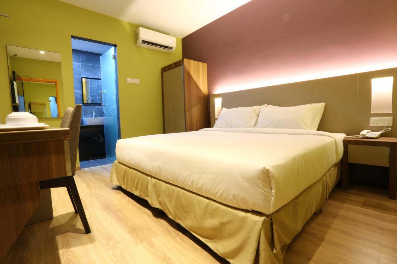 Capital O 9010 Yee Hotel Johor Bahru Eksteriør bilde