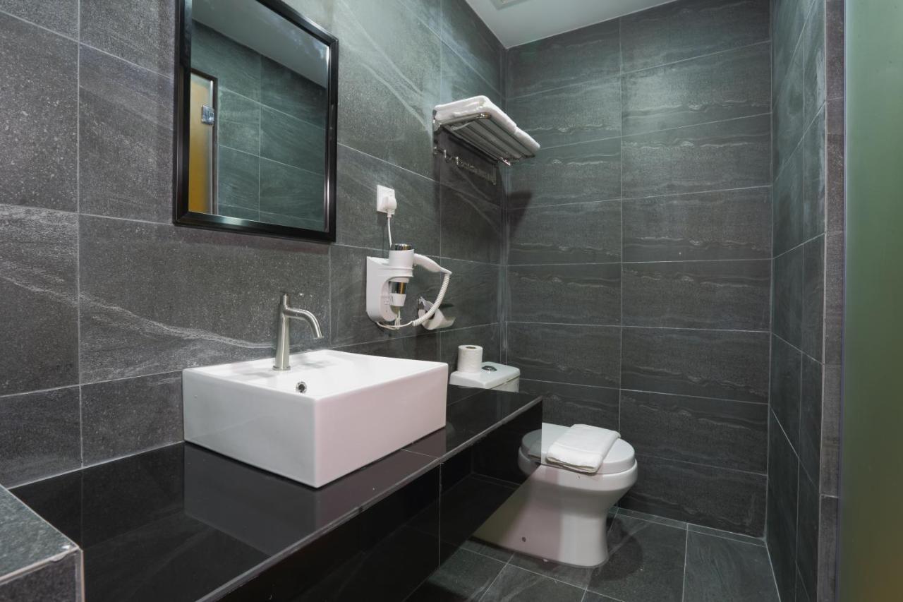 Capital O 9010 Yee Hotel Johor Bahru Eksteriør bilde